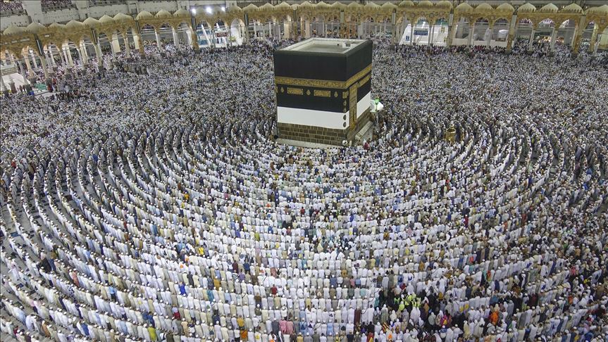 1.7 million pilgrims arrive in Mecca for Hajj rituals