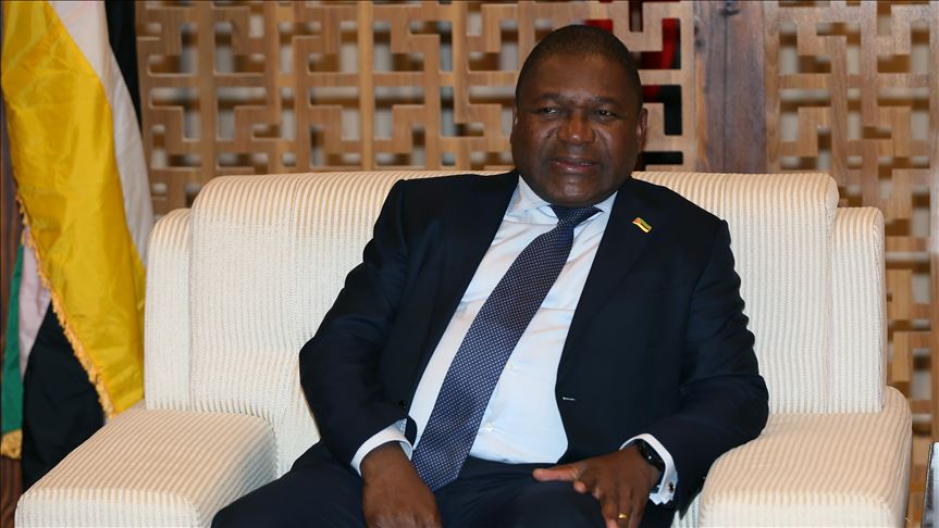 Presidente de Mozambique y ex grupo rebelde firman acuerdo de paz