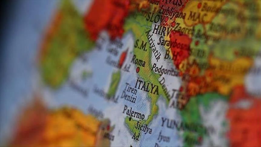 Italija: Raspad vladajuće koalicije, traže se novi izbori