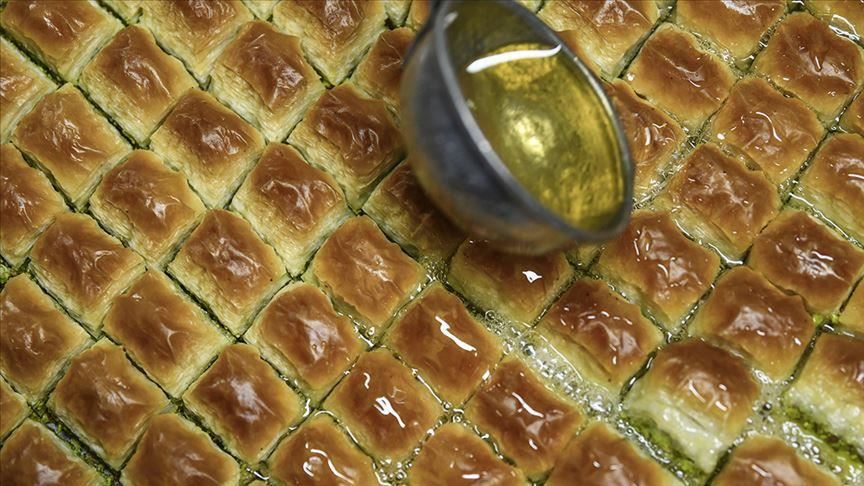 Turkish baklava makers busy ahead of Eid