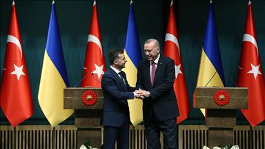 Türkiye-Ukrayna ilişkileri çok yönlü gelişiyor