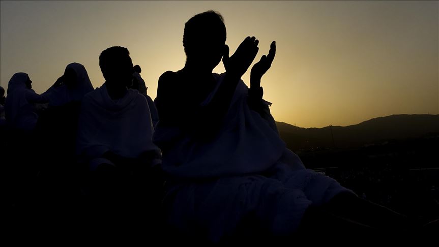 Two million Muslims begin Hajj pilgrimage