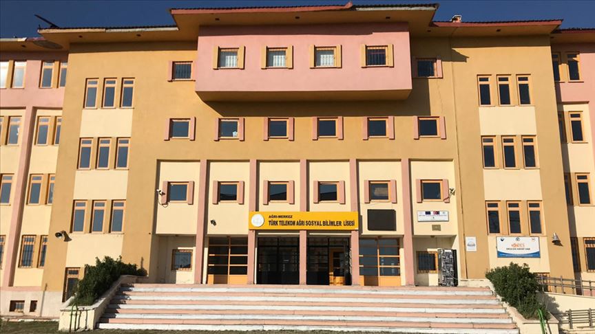 Ağrı Türk Telekom Anadolu Lisesinden gururlandıran başarı