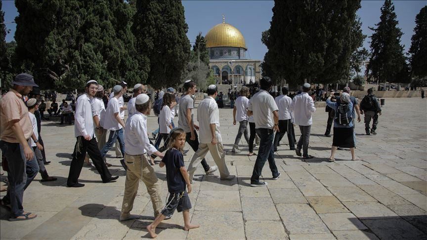Over 1,700 settlers storm Al-Aqsa mosque