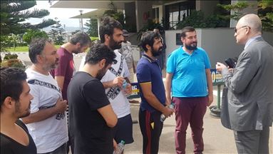 Marineros turcos regresan a Turquía después de ser secuestrados en Nigeria
