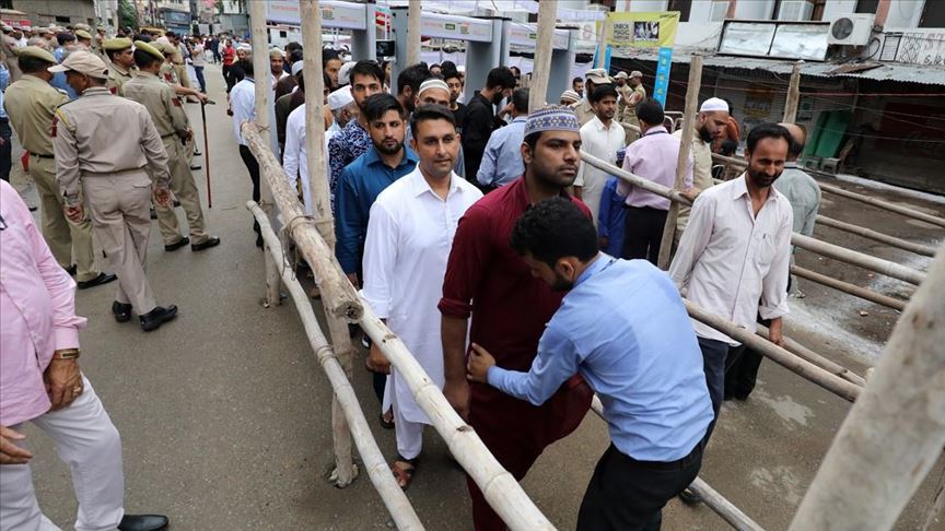 Oraciones de Eid al-Adha en Jammu y Cachemira fueron supervisadas por soldados indios