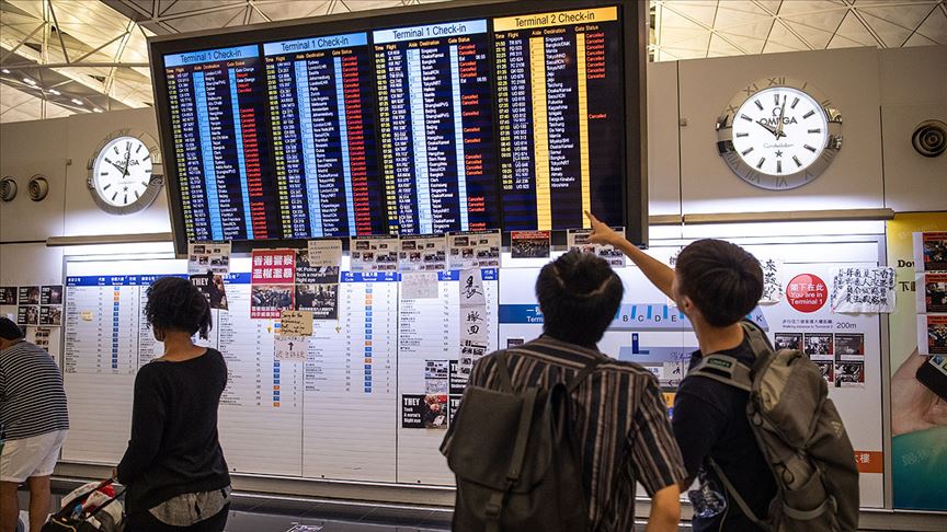 Hong Kong Uluslararası Havalimanı’nda check-in işlemleri askıya alındı
