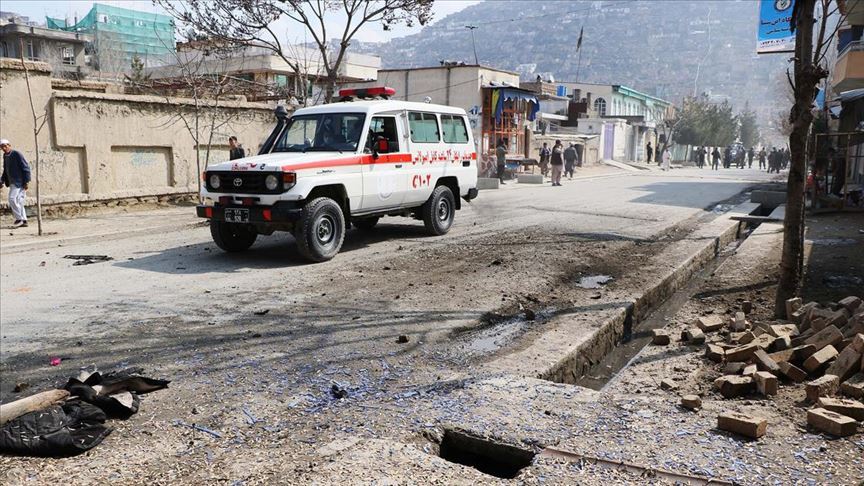 Afganistan'da yol kenarına yerleştirilen bomba patladı: 5 ölü 3 yaralı