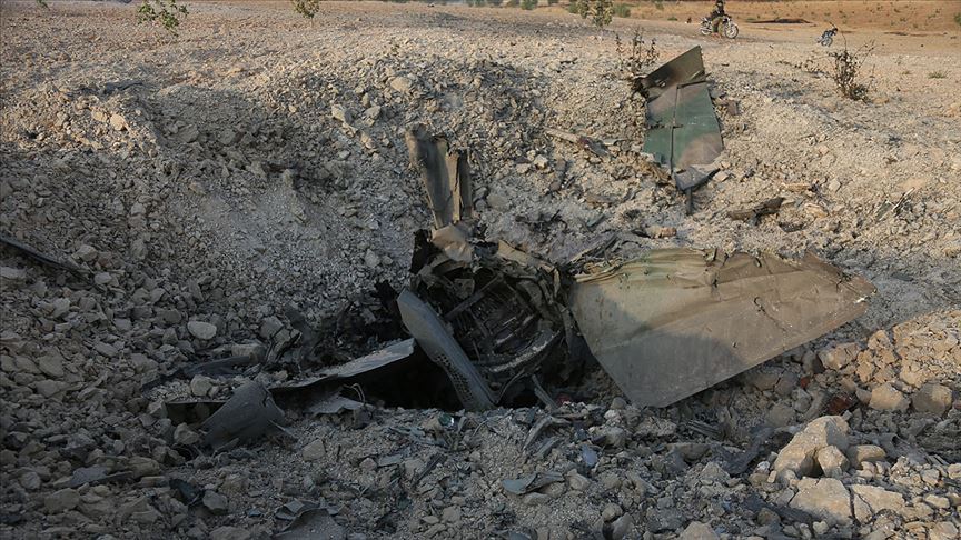 Suriyeli muhalifler İdlib'de savaş uçağı düşürdü