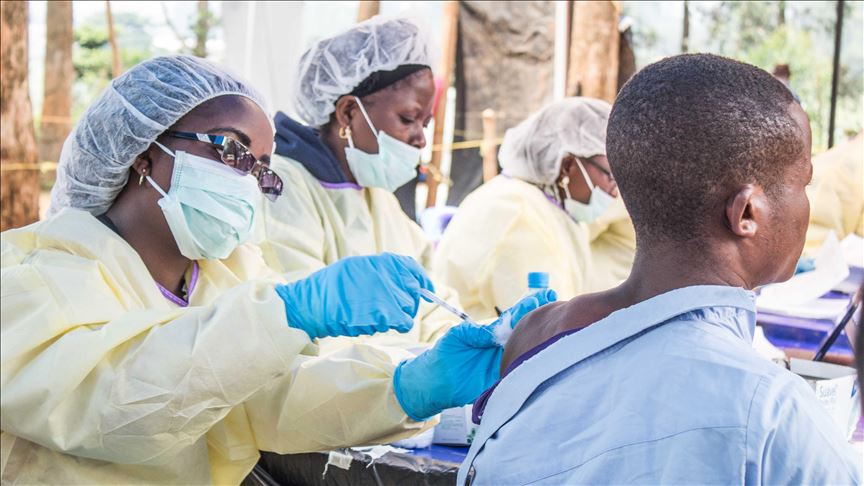 Dos pacientes con ébola se curaron con nuevos medicamentos en RD Congo