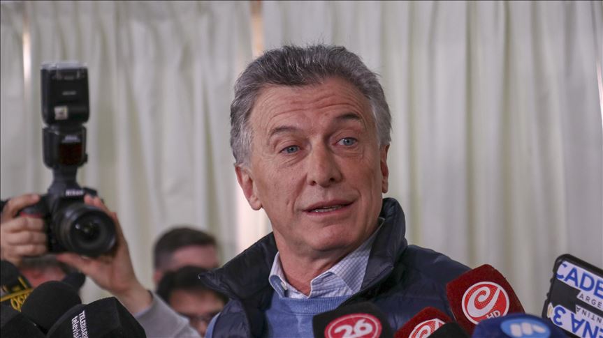 Macri prepara un paquete de medidas económicas luego de su derrota en las elecciones