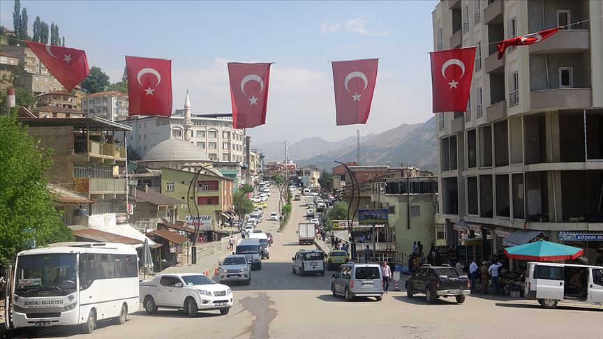 Terör örgütünün ilk saldırılarına tepkiler sürüyor