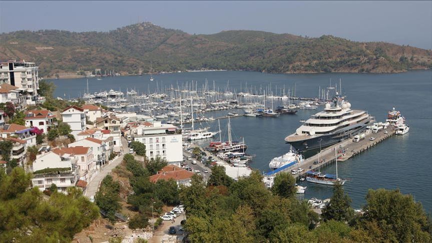 Луксузната јахта „Flying Fox“ усидрена во турскиот град Мугла