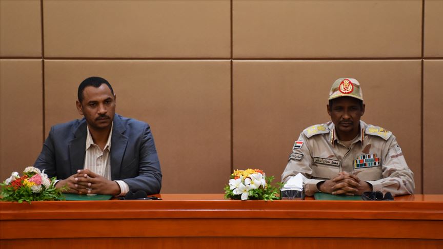Sudan'da geçiş dönemini başlatacak Anayasal Bildiri anlaşması imzalandı
