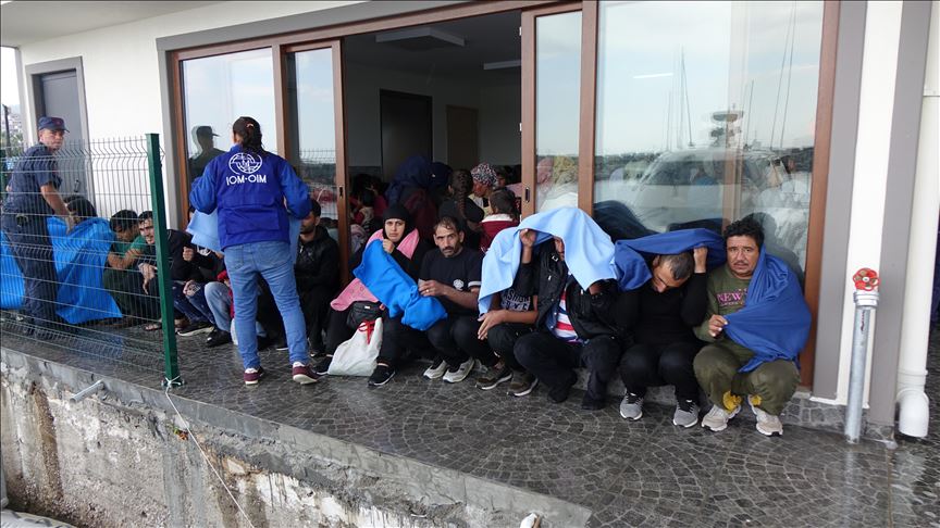 Turqi, ndalohen 330 migrantë