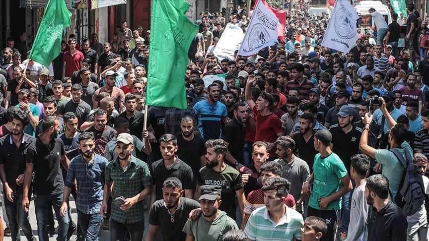 Gaza : Funérailles de 3 martyrs tués par l’armée israélienne