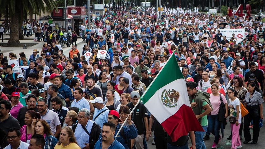 Marchas en Ciudad de México para pedir renuncia de jueces "corruptos” de la Corte Suprema