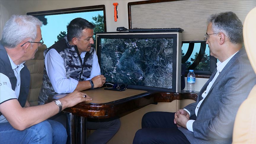 Tarım ve Orman Bakanı Pakdemirli: Orman yangınlarıyla mücadelede bu sene daha başarılıyız