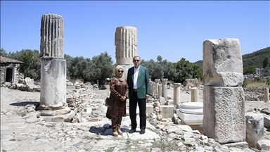 Cumhurbaşkanı Erdoğan Stratonikeia Antik Kenti'ni ziyaret etti