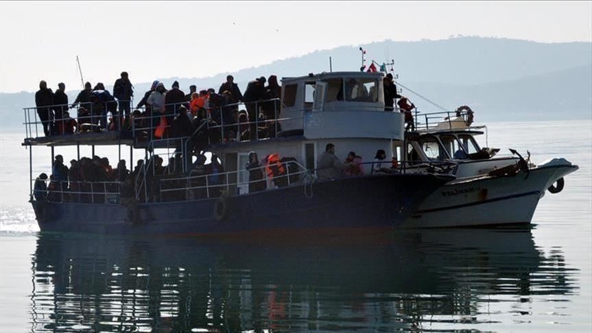 إسبانيا ترسل سفينة عسكرية لنقل مهاجرين عالقين بالمتوسط منذ 19 يومًا 