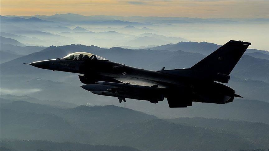 Turkish jets neutralize 5 PKK terrorists in N. Iraq
