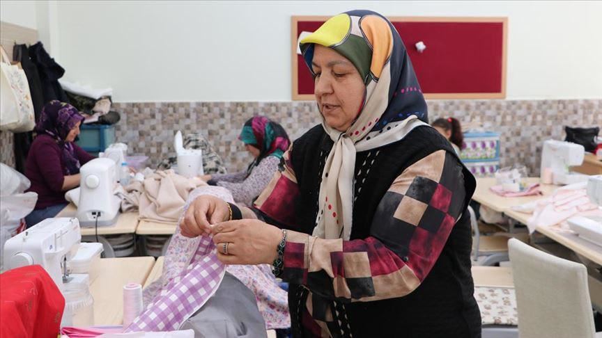 طهماسبی‌نیک: طراحان ایران هم‌ردیف طراحان ترکیه نیستند و در این حوزه عقبیم
