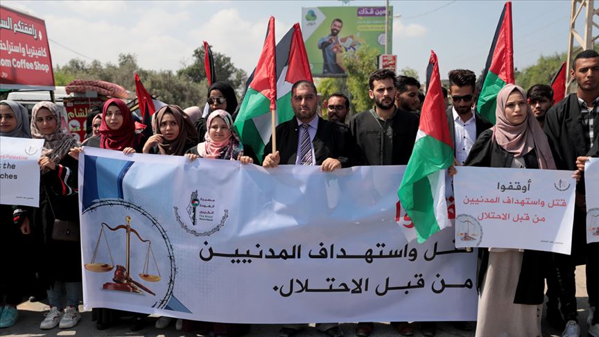محامون بغزة ينظمون وقفة رفضا لاستمرار الحصار الإسرائيلي