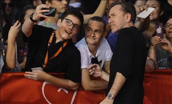 Sarajevo: Slavni glumac Tim Roth prošetao crvenim tepihom SFF-a