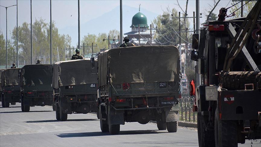 India dërgon 125 mijë forca paramilitare në Xhamu dhe Kashmir