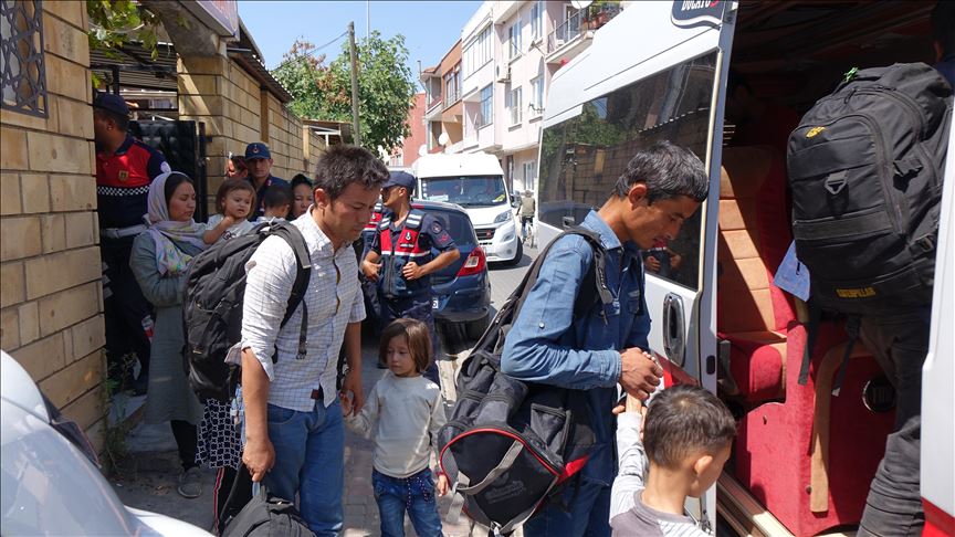 Over 90 irregular migrants held in northwest Turkey
