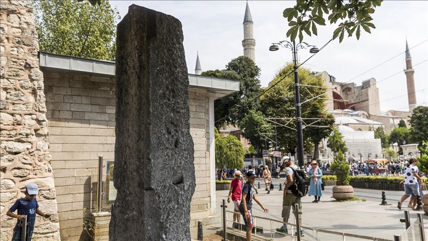 ستون «میلیون» استانبول؛ نماد نصفالنهار
