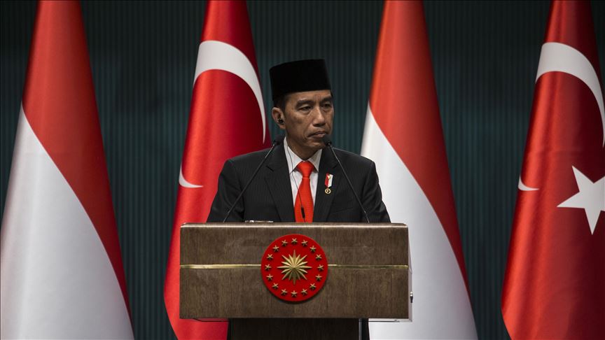 Jokowi: Panglima TNI, Kapolri tindak aparat yang diduga rasis 