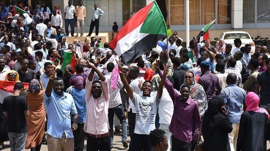 الجامعة العربية: ملتزمون بالوقوف إلى جانب السودان