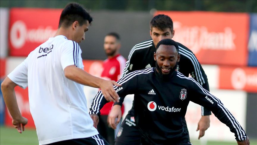 N'Koudou Beşiktaş'ta ilk antrenmanına çıktı