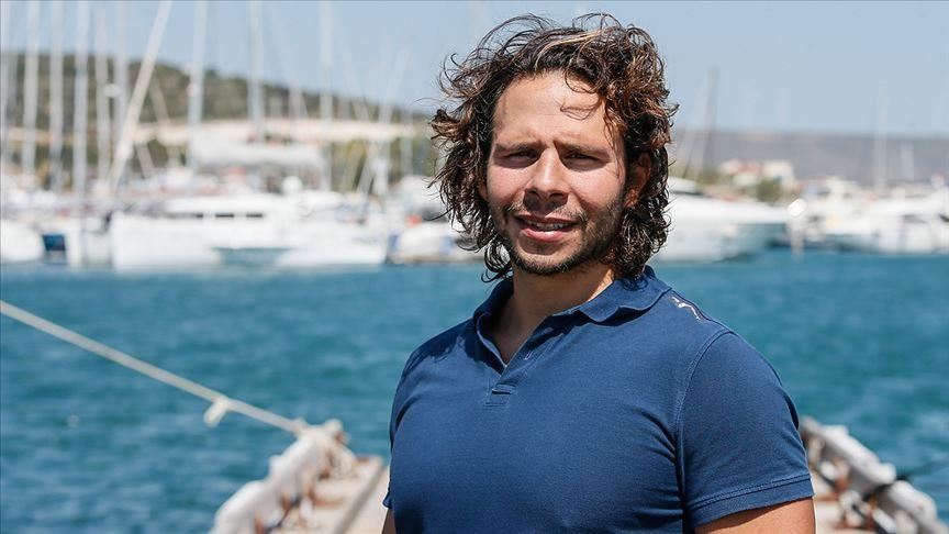 Turkish swimmer crosses Tsugaru Strait in Japan