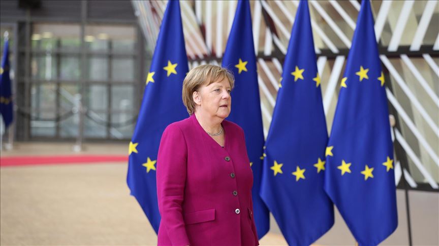 Merkel asegura que es posible encontrar una alternativa al "respaldo" del brexit