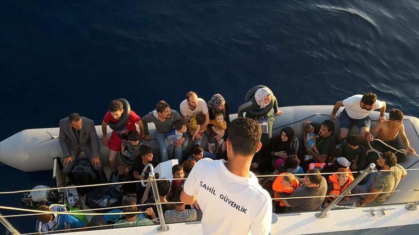 چهل مهاجر غیرقانونی از خطر غرق شدن نجات یافتند