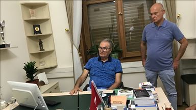 Baykal Meclis'te gazetecilerle sohbet etti
