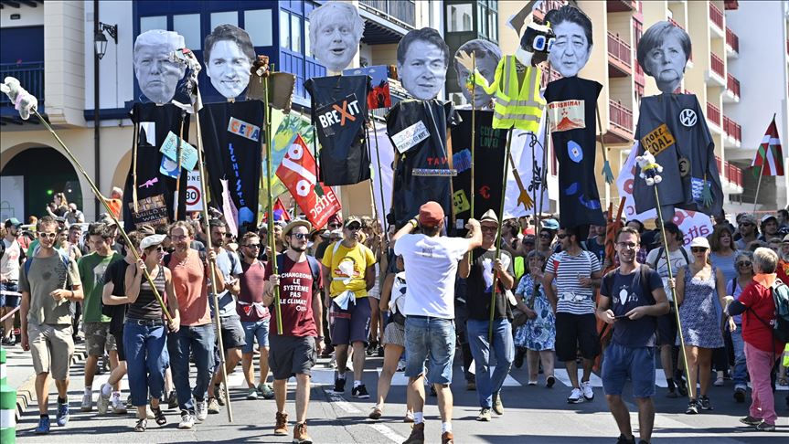 Protestni marš protiv G7 protekao mirno