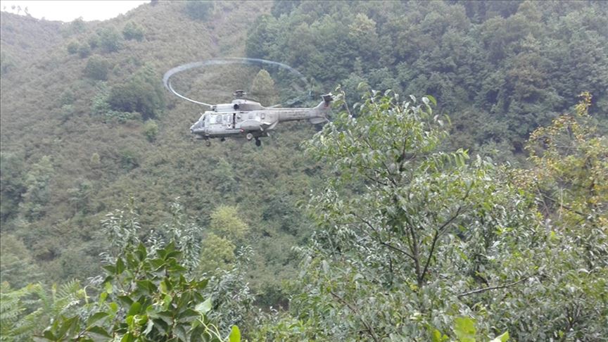 TSK helikopterleri Terme'de 17 kişiyi kurtardı