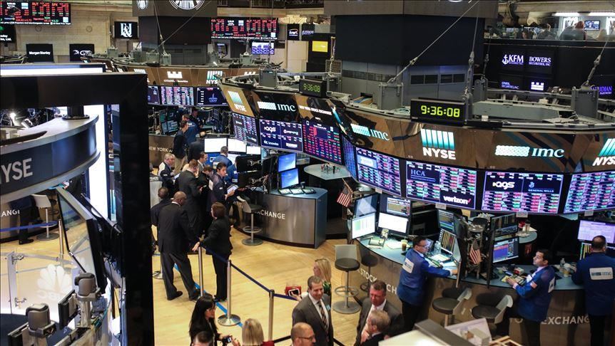Dow Jones cierra con pérdidas tras intensificación de guerra comercial China-EEUU