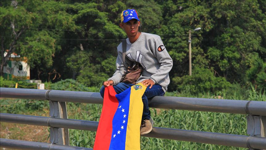 Masivo ingreso de migrantes venezolanos a Ecuador a dos días de inicio de solicitud de visa