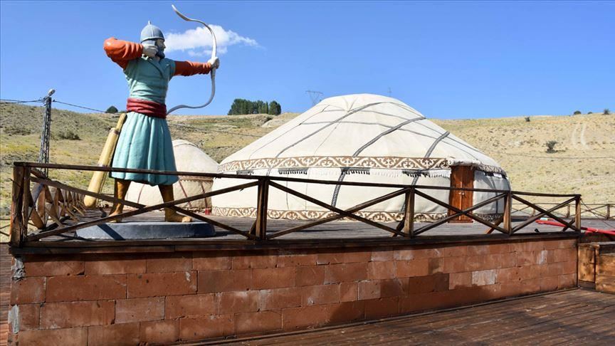 'Sultan Alp Arslan opened gates of Anatolia to Turks'