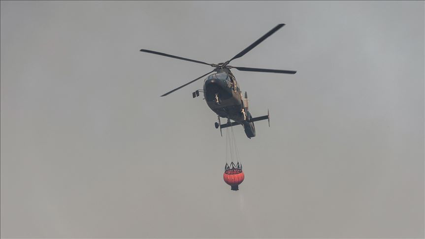 Helicópteros peruanos inician labores contra incendio en La Chiquitanía en Bolivia