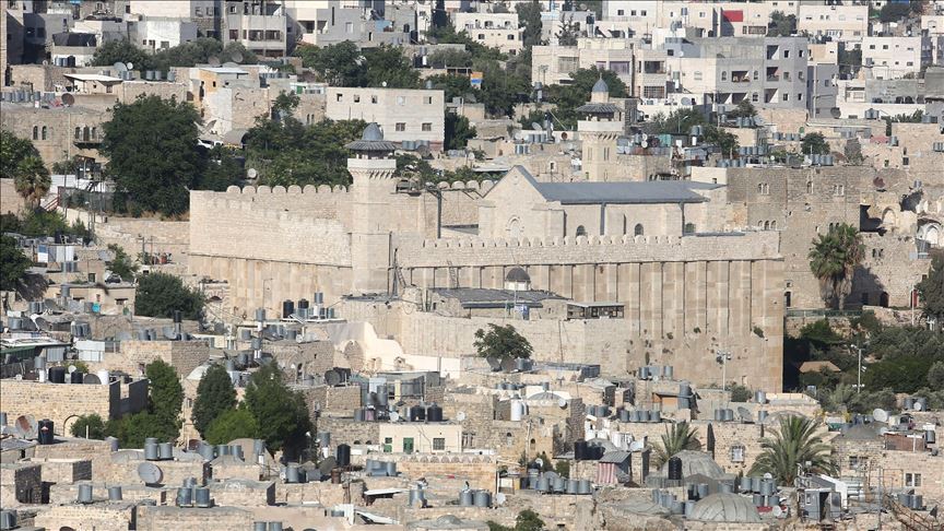 Israel closes Ibrahimi Mosque for Jewish holiday
