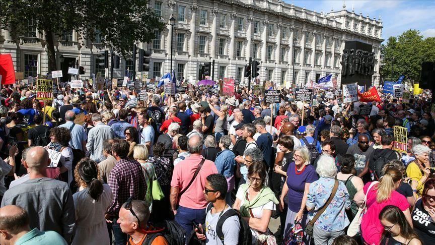 Brexit : des manifestations massives contre le Premier ministre britannique, Boris Johnson