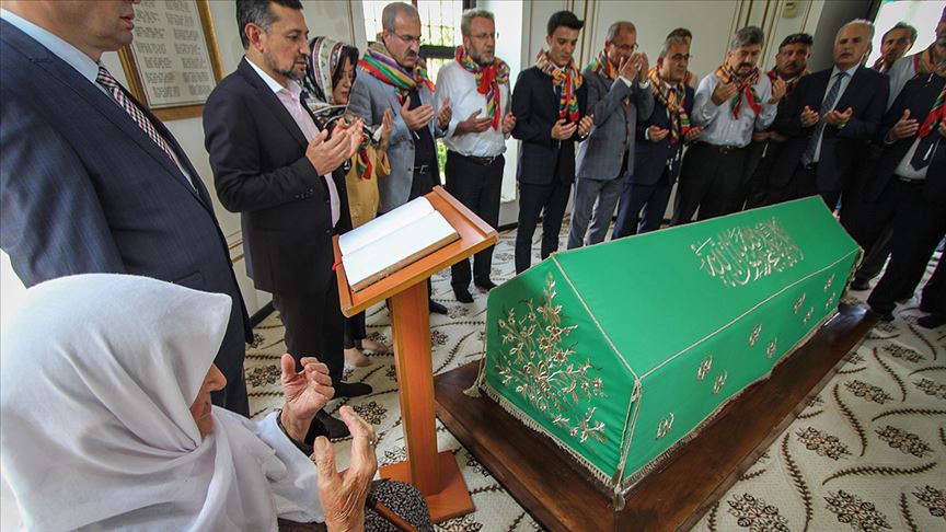 'Hayme Ana' kabri başında anıldı