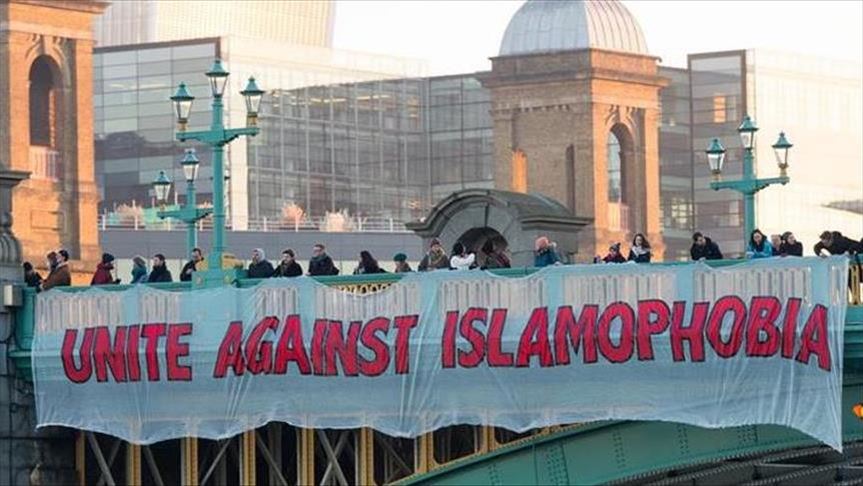 UK: Islamophobic incidents rose after Johnson's article
