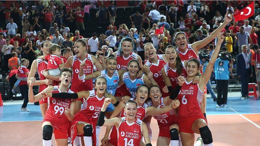 Volleyball: Turkey advance in European Championship