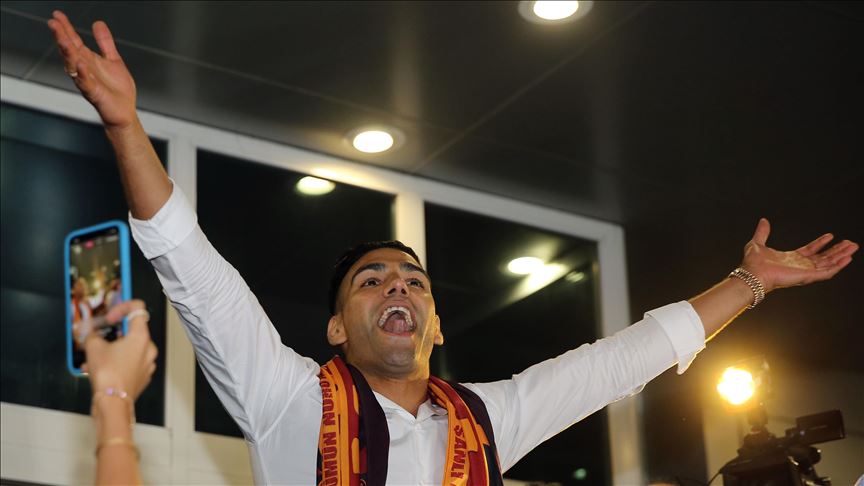 Galatasaray de Turquía confirma el fichaje del colombiano Falcao García